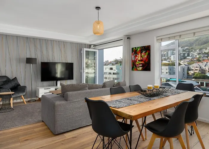 La Fayette Top Floor Apartment