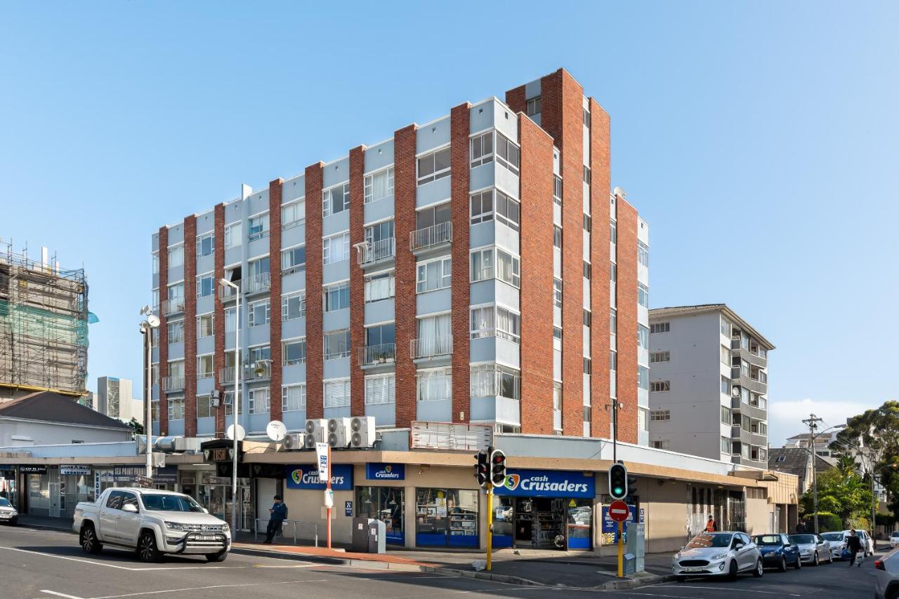 La Fayette Floor * Cape Town